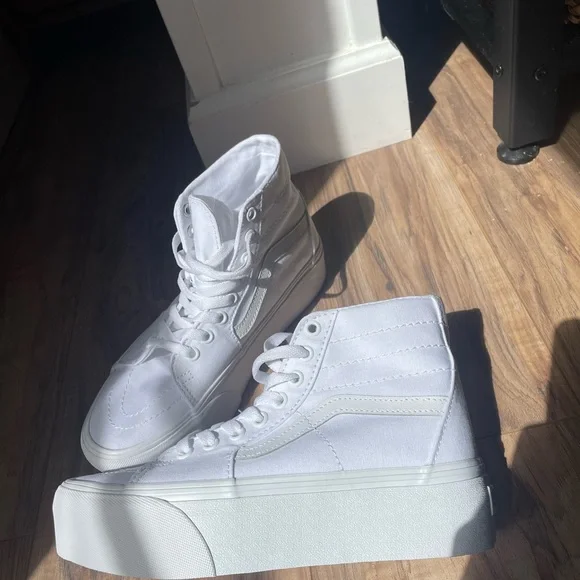 Vans Women's White Platform Sneakers - Picture 3 of 4